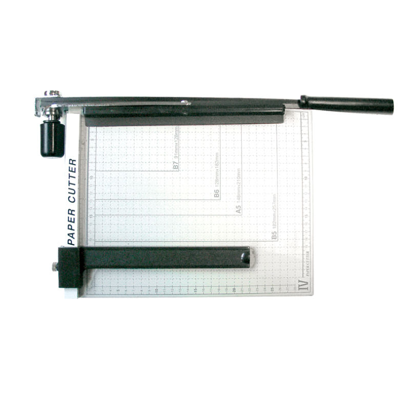 GILOTYNA PAPER CUTTER A3  METAL