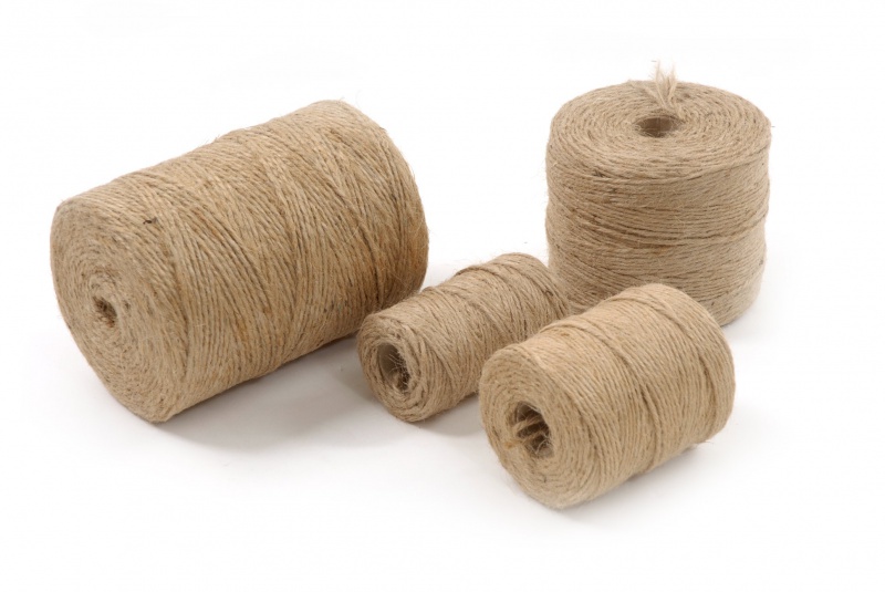 SZNUREK JUTOWY 10dkg 1,5mm